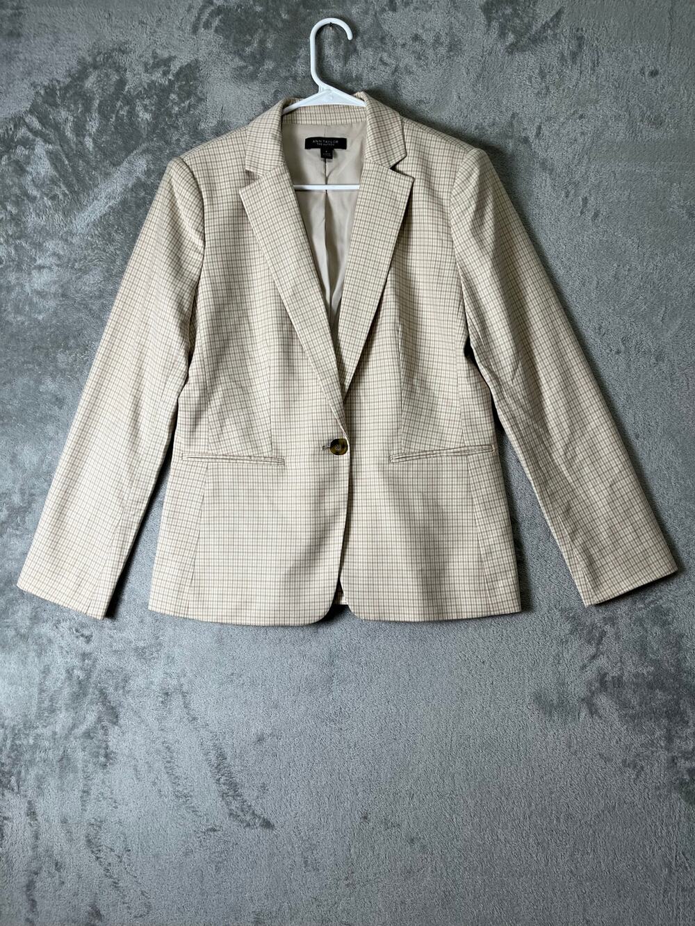 Ann Taylor The Hutton Plaid One-Button Tailored Blazer Jacket Beige Women's S 4